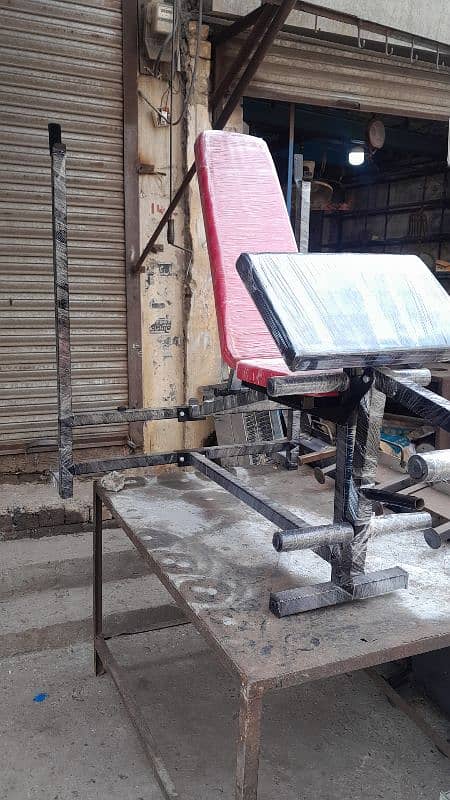 Bench press 8 in 1/ Multi exercise bench/ Gym equipmets 5