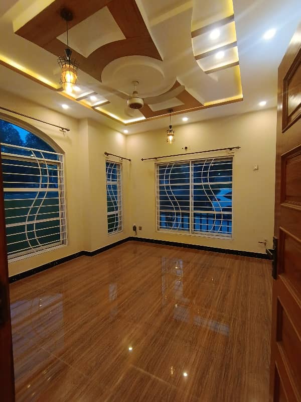 rent The Ideally Located Lower Portion For An Incredible Price Of Pkr Rs. 45000 1