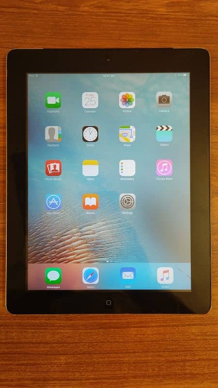 Apple IPad 3rd generation PTA Approved 8