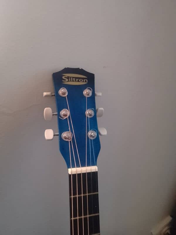 Musical guitar for sale all ok no fault 4