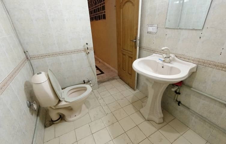 Get Your Dream Lower Portion In I-8/3 Islamabad 4