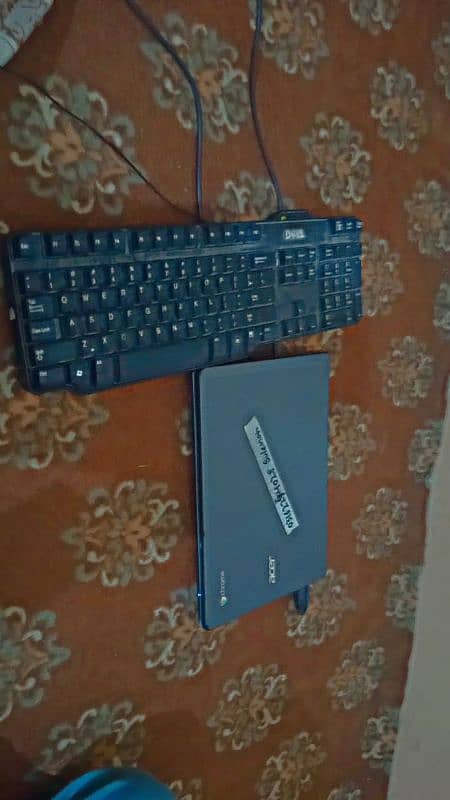 Acer window 10 pro laptop 8GB ram 7th generation core i5 2