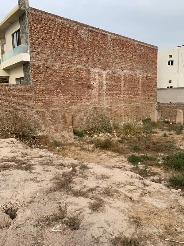 10 Marla Plot For Sale at a beautiful location in WAPDA Town Multan 0