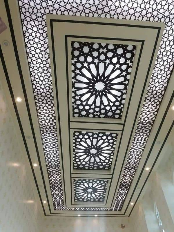 Wallpaper/Ceiling/Panels/Grass/Window Blind/Wood Vinyl Floor/Media Wal 18