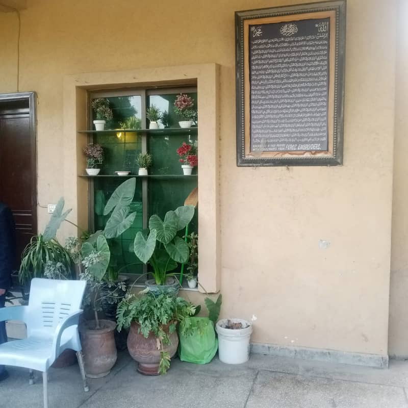 Army Housing Complex Renovated 10 Marla House 4 bed rooms For Rent Is Available Askari 10 - Sector D Lahore Cantt 1