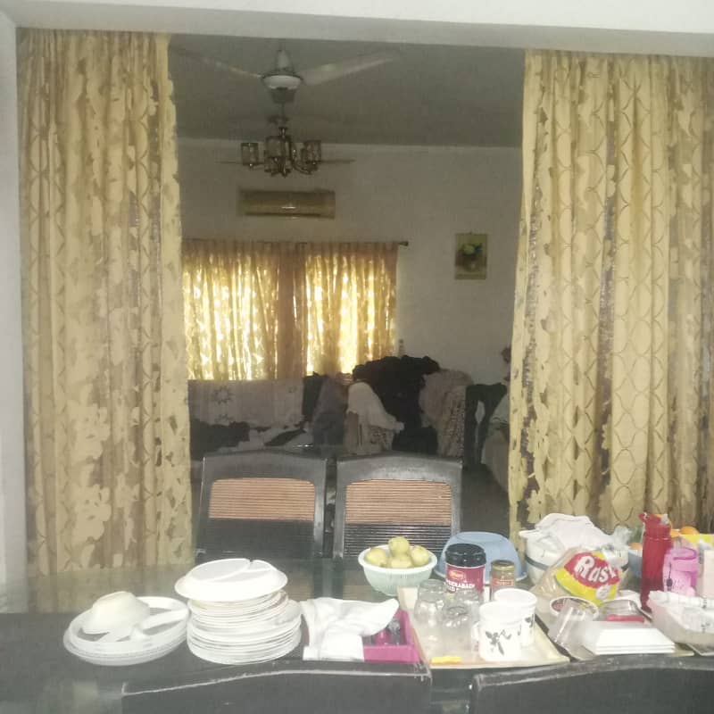 Army Housing Complex Renovated 10 Marla House 4 bed rooms For Rent Is Available Askari 10 - Sector D Lahore Cantt 5