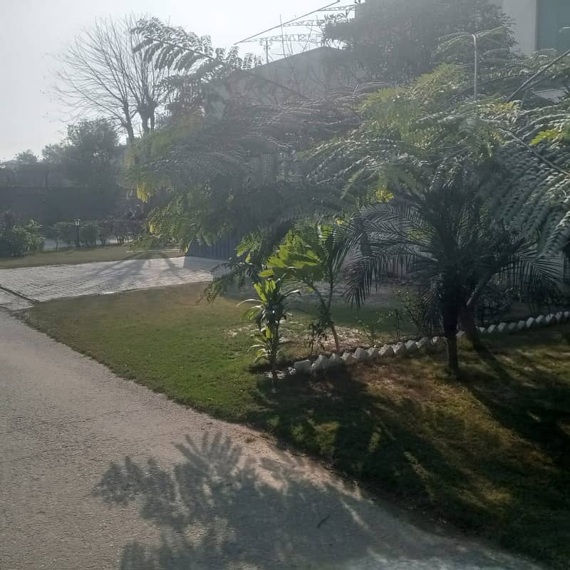 Army Housing Complex Renovated 10 Marla House 4 bed rooms For Rent Is Available Askari 10 - Sector D Lahore Cantt 7