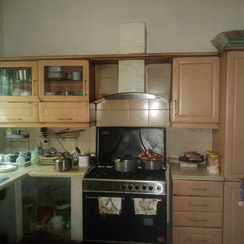 Army Housing Complex Renovated 10 Marla House 4 bed rooms For Rent Is Available Askari 10 - Sector D Lahore Cantt 10