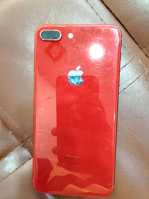 Apple iPhone 8 Plus 0