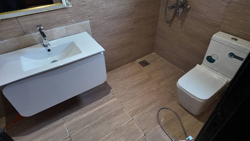 7.5 Marla Furnished House is Available For Sale In DHA Phase 6 - Block D Urgent Sale 19