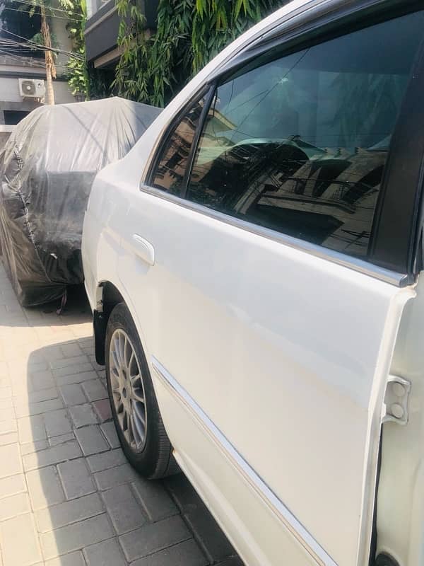 Honda Civic VTi 2001 4