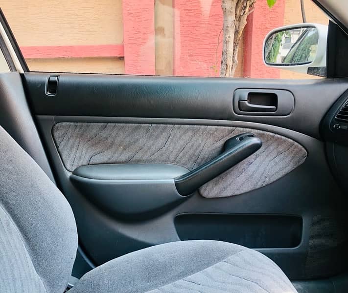 Honda Civic VTi 2001 7