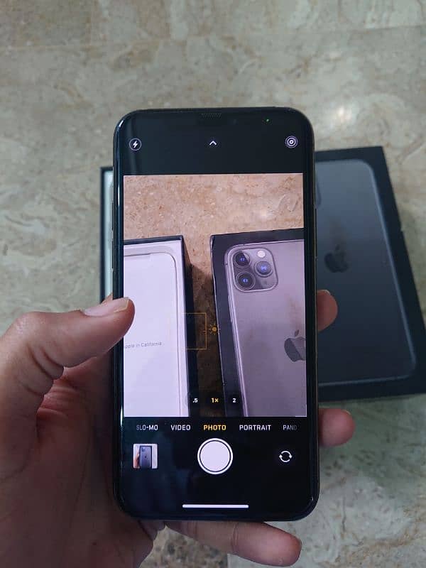 IPhone 11 Pro 100% Original with Complete Box, Case + Cable + Earphone 6
