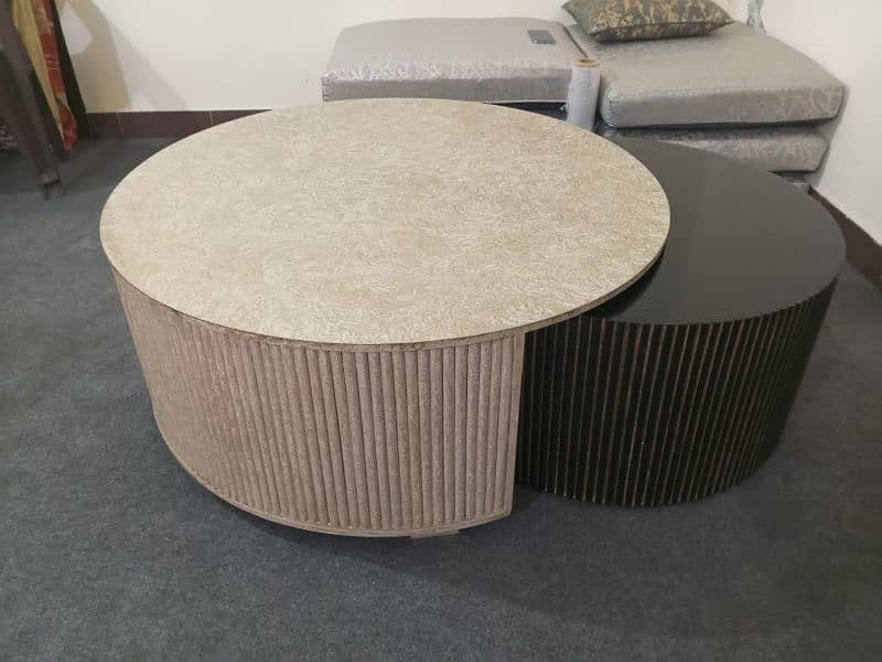 Round center tables just like new 3