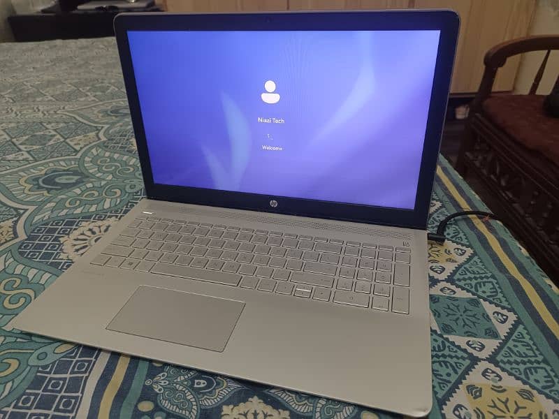 HP Pavilion 15 AMD A10 9th Gen 6GB Graphic card 9