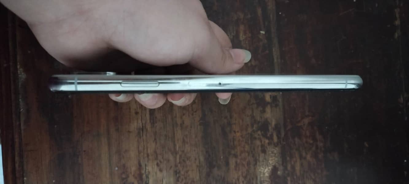 Iphone xs max 6