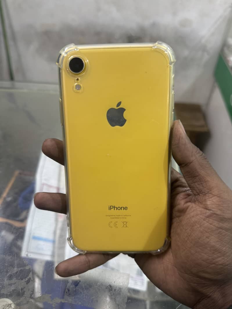 iPhone Xr battery 58 hai or lcd charge hai 0