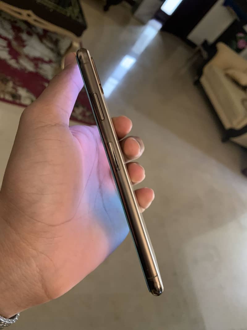 iPhone XS Max dual sim approved 1