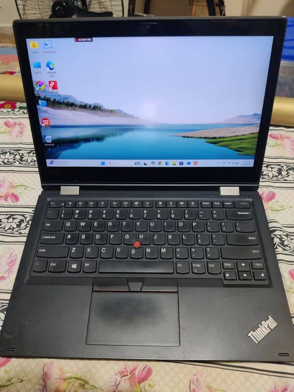 New Condition Lenovo Thinkpad Laptop with touch screen & Ipad Folding 1