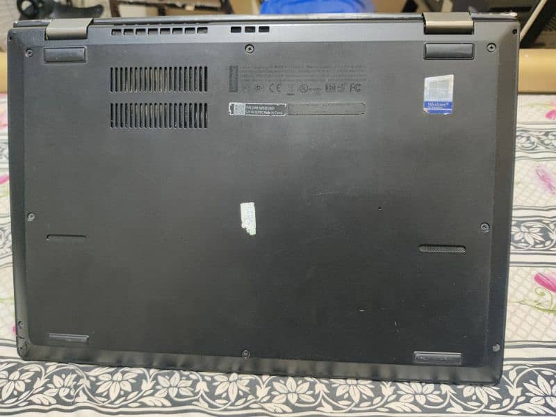 New Condition Lenovo Thinkpad Laptop with touch screen & Ipad Folding 5