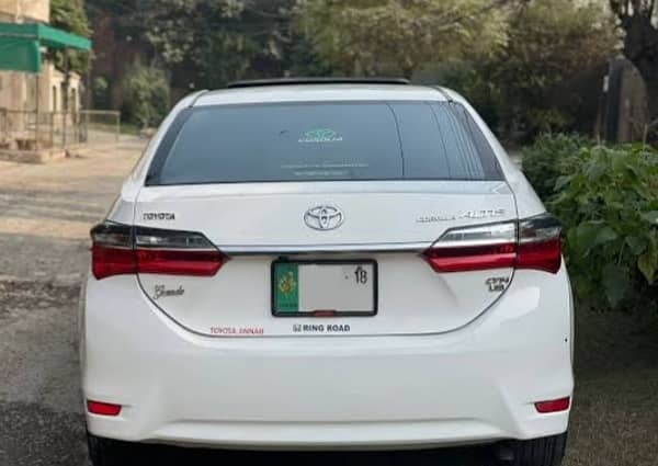 Toyota Corolla Altis 2018(03049409409) 0