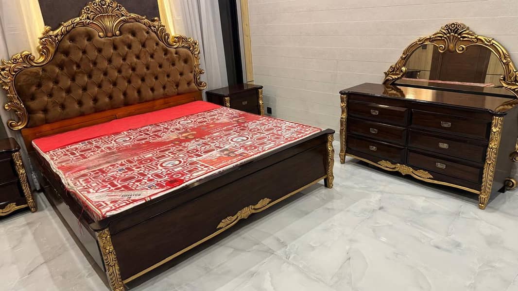 Classic King Bed Set | Solid Wood | Mattress & Dressing 6