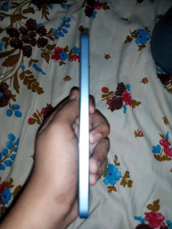 Oppo Reno 11F5G 4