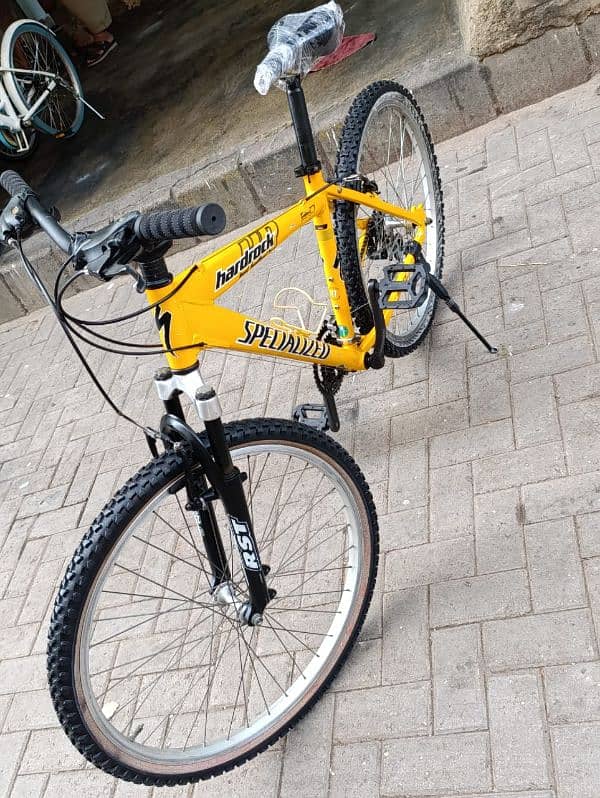 Specialized Hardrock MTB | Imported Mountain Bicycle 0