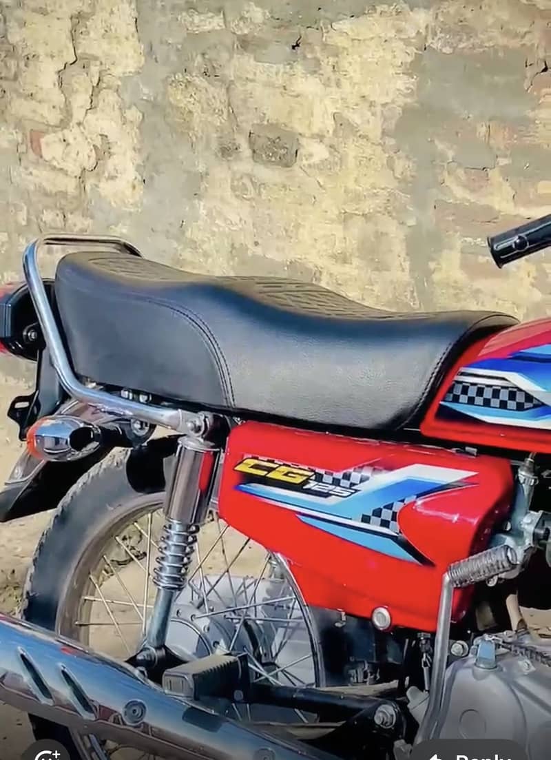 Honda 125 2024 model lush condition islamabad no  redcolour 5