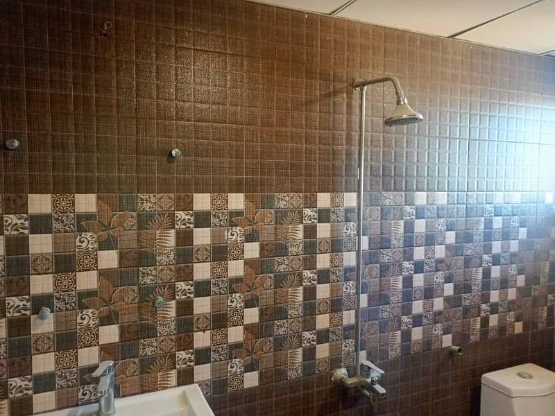 Flat Available For Sale in Gulshan e Maymar 17