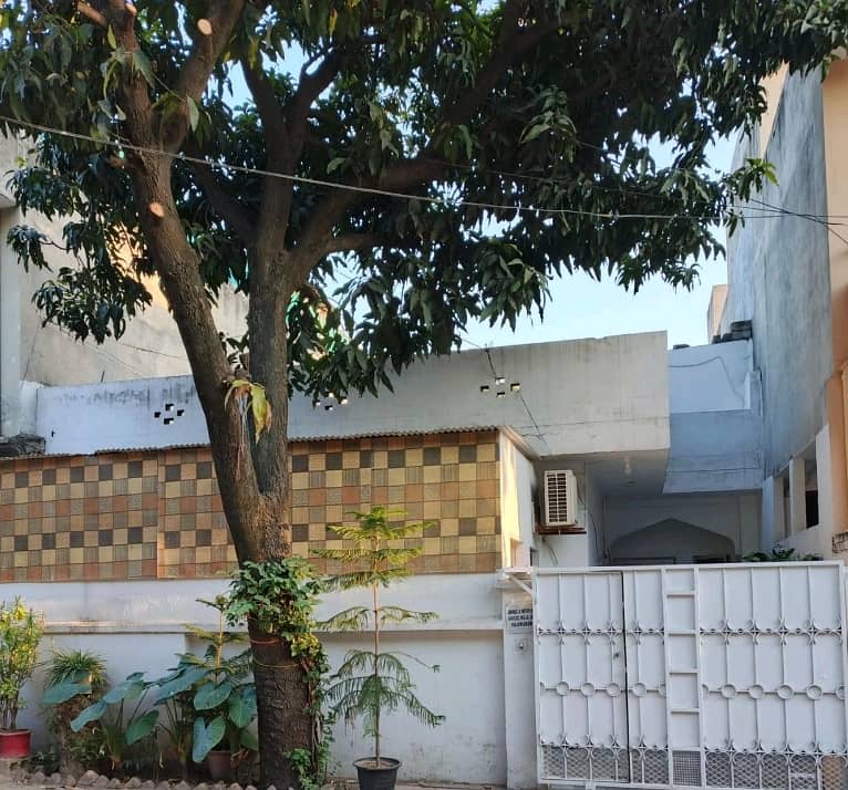 1800 Square Feet House For sale In Rs. 60000000 Only 1