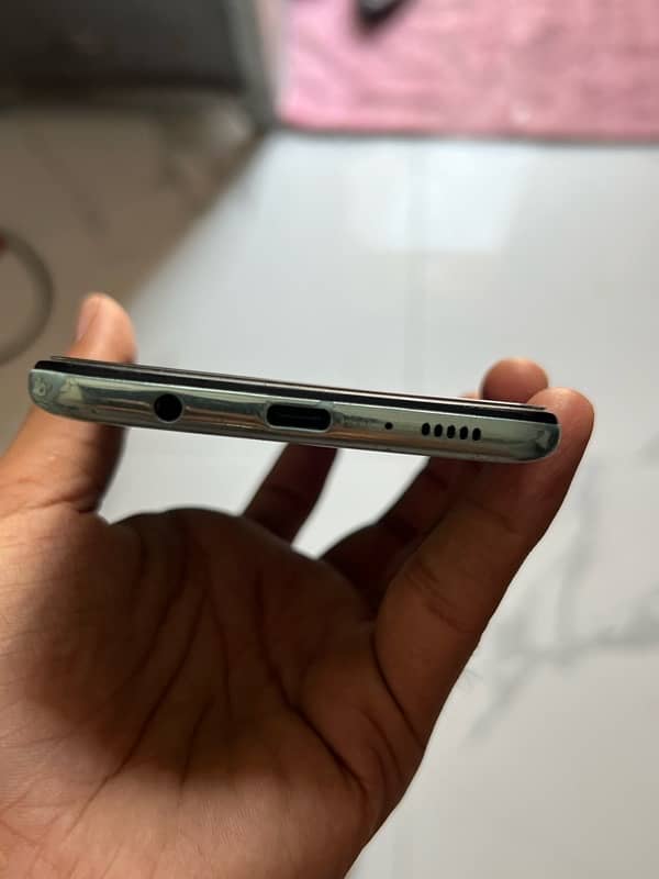 samsung a71 pta proved 10/10 8/128 7