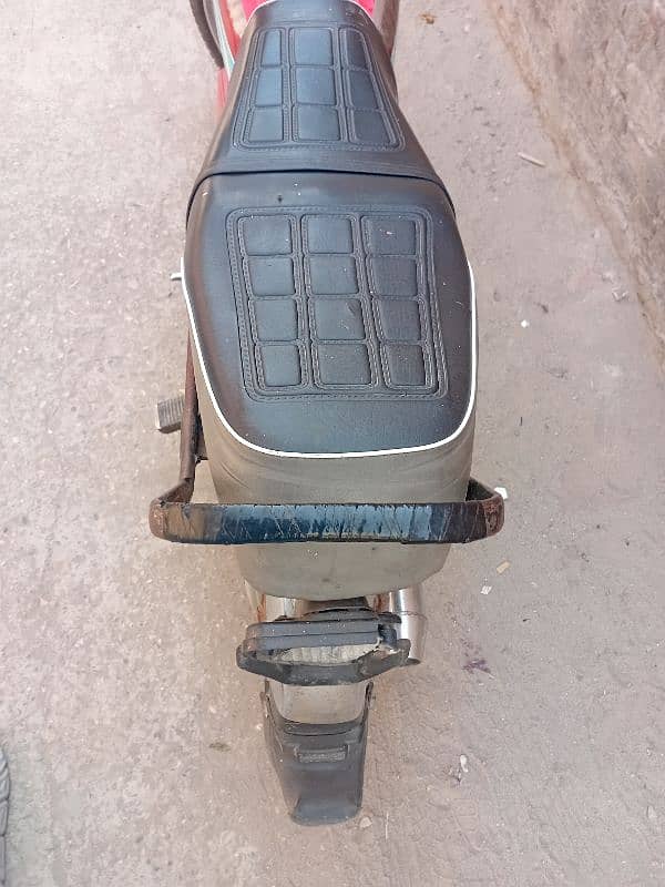 Honda 70 2005 Model all ok no fault condition good 9