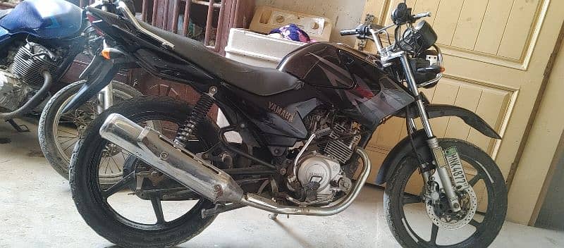 Yamaha YBR G all ok serious buyer rabta kare 4