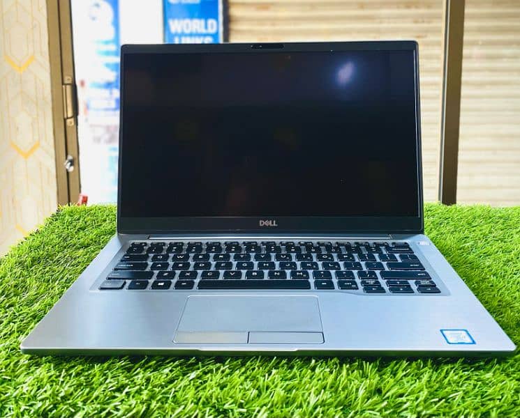 Dell latitude 7400 touch  8th gen core i7  16/256 GB SSD 0