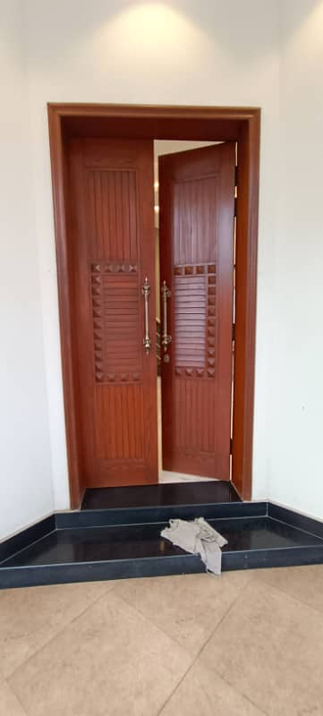 Prime Location Modren house 1