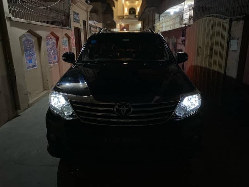 Toyota Fortuner V 2007 5