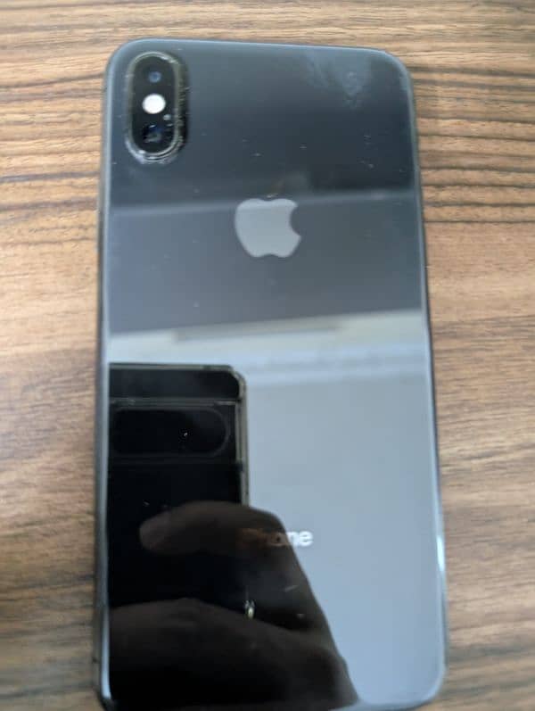 iPhone XS for sale 9/10 64gb non pta 3