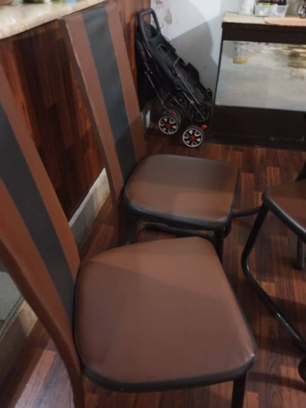 dining table with 5 chairs 2
