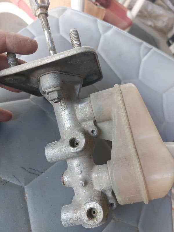 Mehran Car Original Master brake cylinder 1