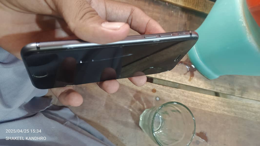 Apple iPhone 8 1