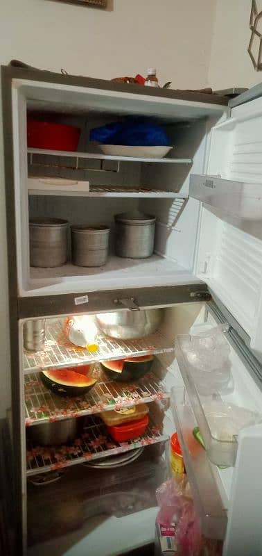 dowlance fridge 4