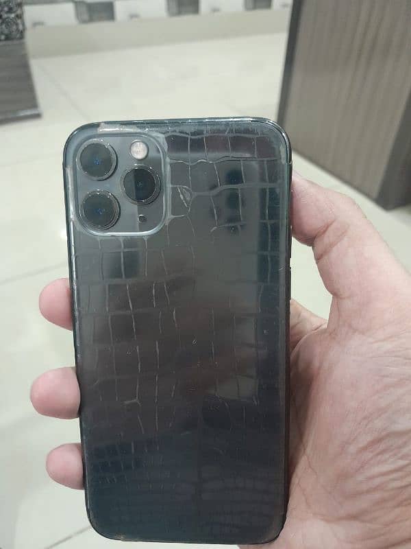 Iphone 11 pro Good condition 0