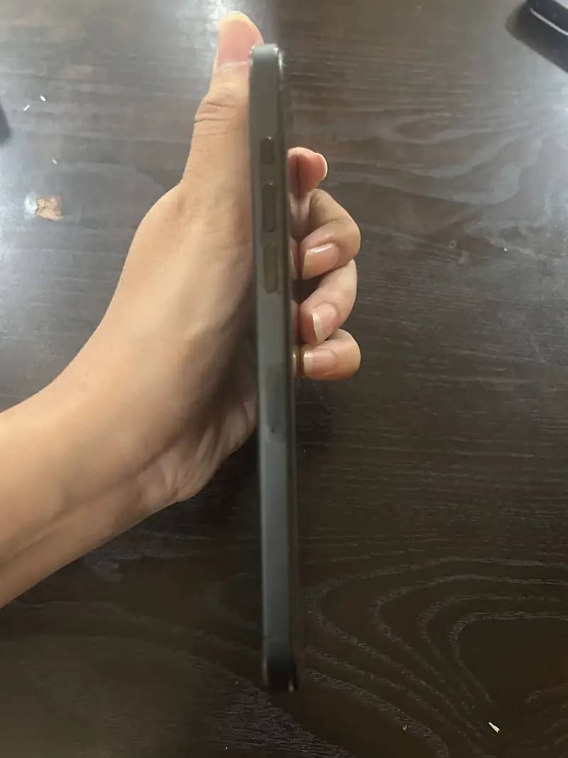 Iphone 15 pro max non PTA 100 health 0