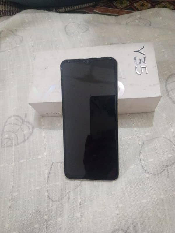 Vivo Y35 5