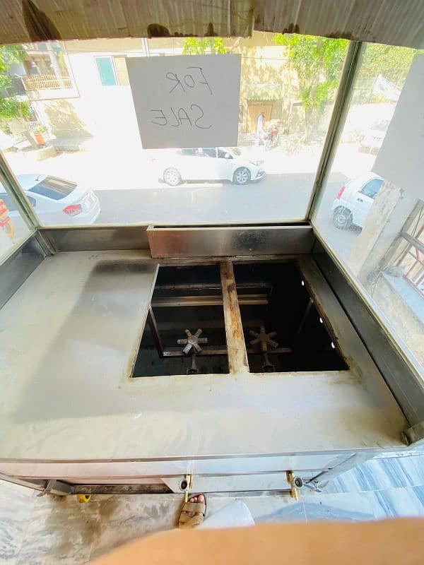 counter for fast food items 3