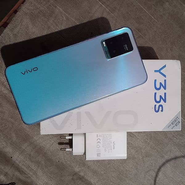 Vivo Y33s 8 - 128gb with Box and Charger 0