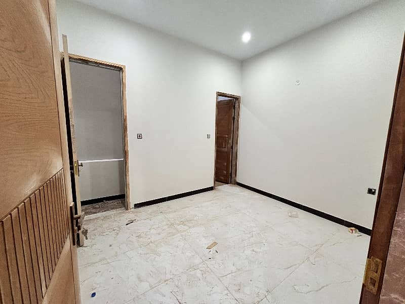 Book A Prime Location Upper Portion Of 500 Square Yards In Federal B Area - Block 4 Karachi 4