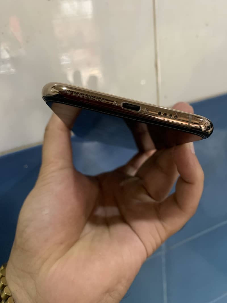 Xs Max 256 dual pta Gold 10/10 first hand ladies used phone health 80 5