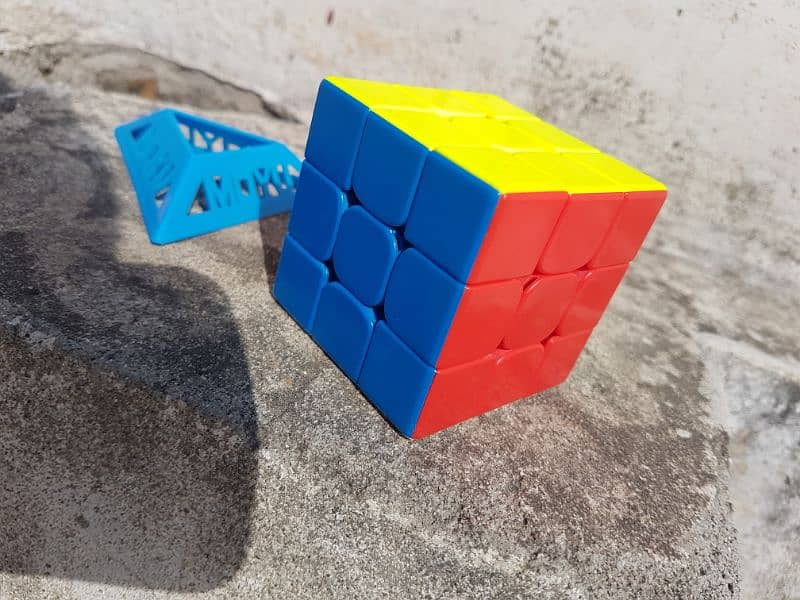 almost new moyo rs3m 2020 Rubik's Cube 0